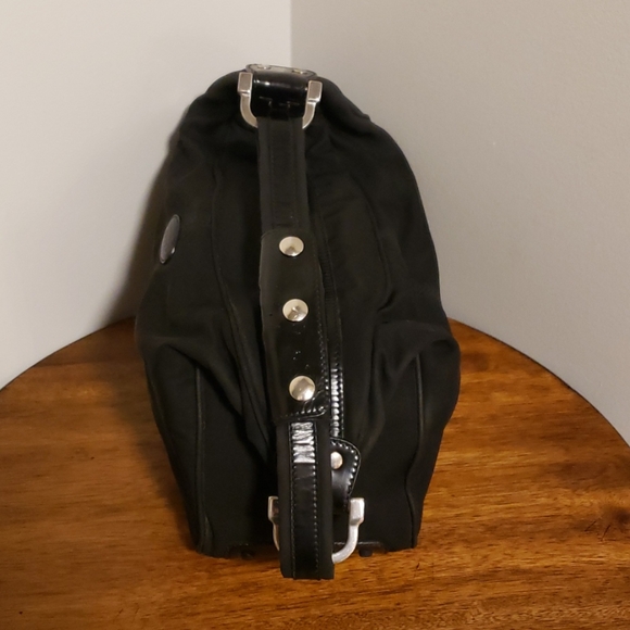 Tod’s Miky Black Nylon Shoulder Bag - Picture 4 of 12